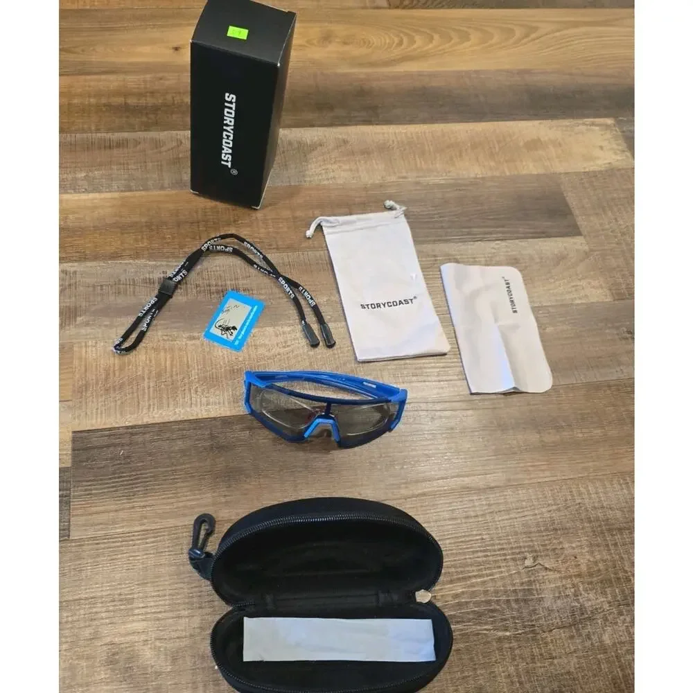 13218 STORYCOAST POLARIZED SPORTS GLASSES FOR MEN and WOMAN Blue Rim New